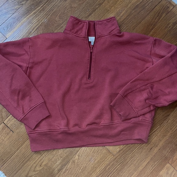 a new day Tops - Crop sweatshirt